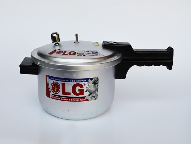 7 Ltr Pressure Cooker